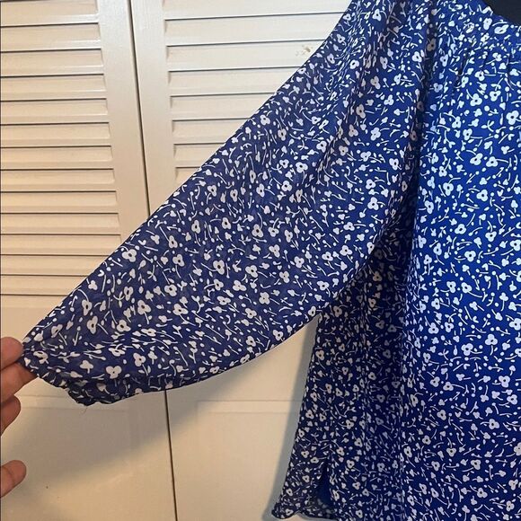 Jones New York Blue Floral Long Sleeve Blouse Women’s Size XL – NWT - Picture 2 of 6